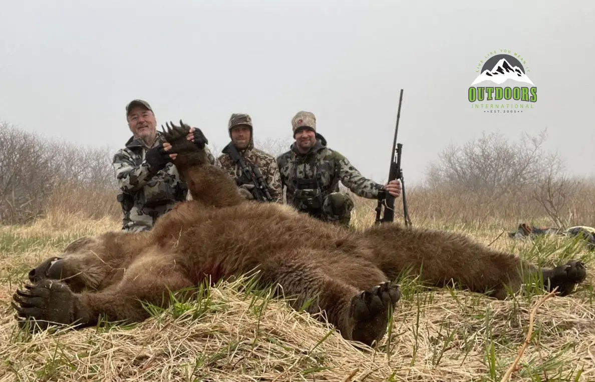 Ryan-Jones-client-Alaska-Peninsula-Brown-Bear-hunt-AWCGS-4 » Outdoors International Brown Bear Hunting in Alaska