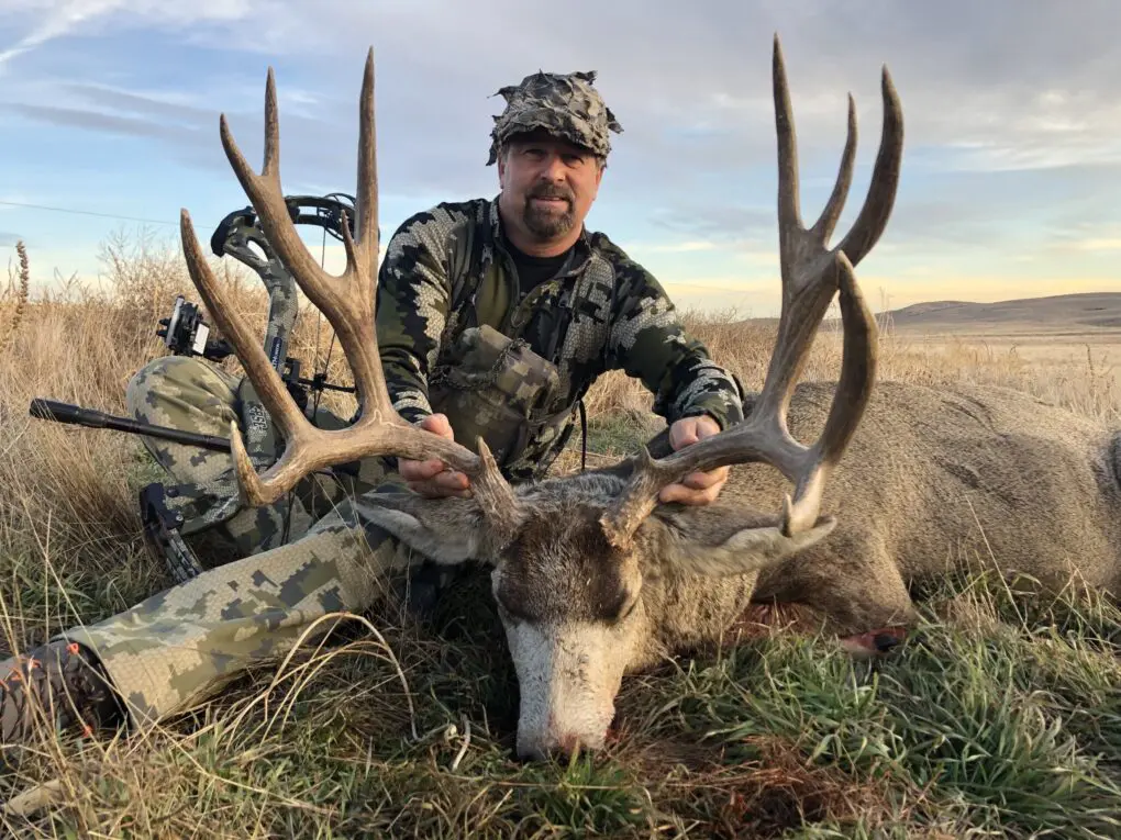 CWO2 Archery Colorado Eastern Plains Mule Deer Hunts IMG_1444-scaled » Outdoors International Archery Colorado Mule Deer Hunting on the Eastern Plains