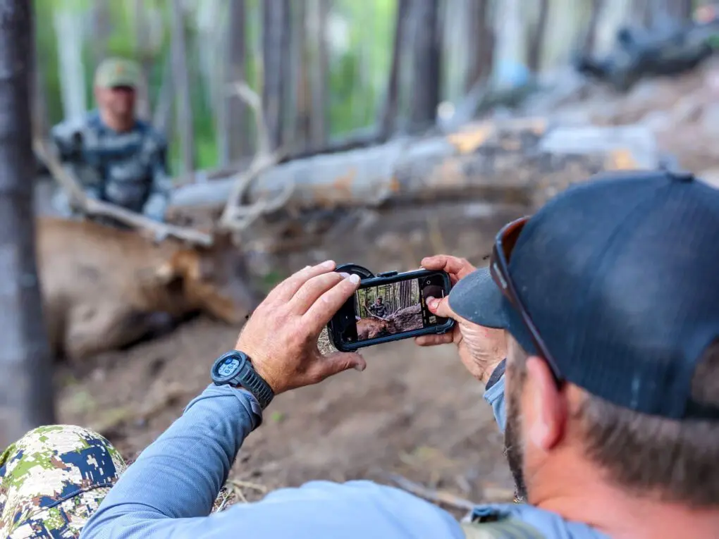 Taking Picture Field Photo Elk AEH » Outdoors International Taking field photos of elk