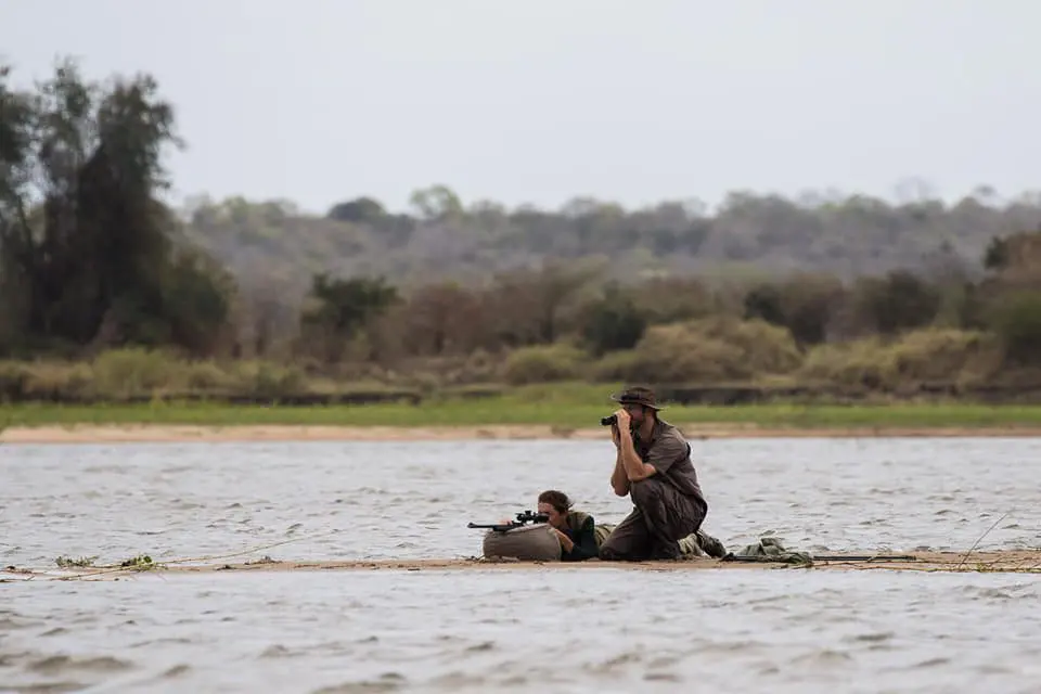 Hunting-in-Mozambique-Spot-and-Stalk.jpg » Outdoors International Spot and stalk crocodile hunt in Mozambique