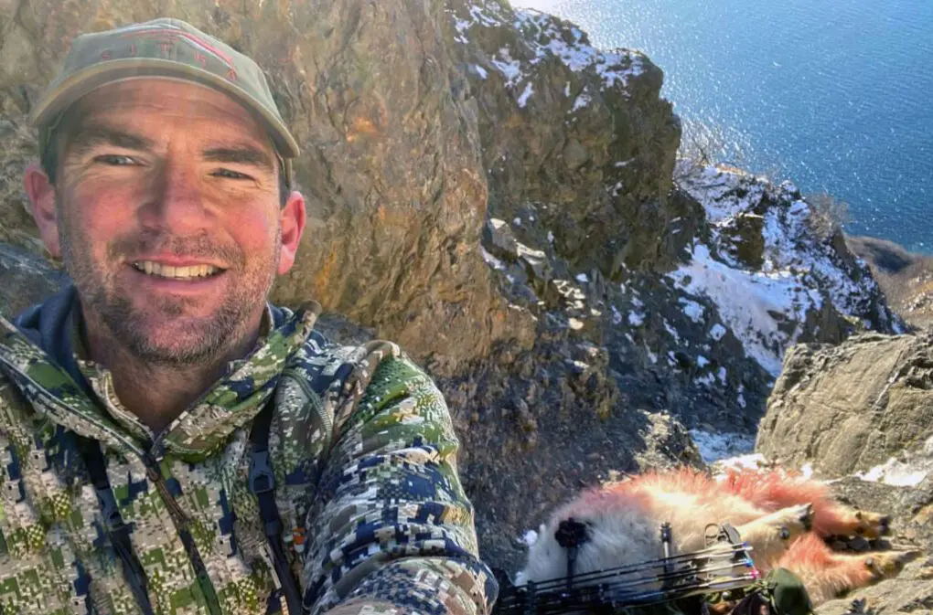 Gary-Colbath-Archery-Mountain-Goat-Alaska-Kodiak-Island RE oitaggedout » Outdoors International Gary Colbath with a mountain goat he shot on Kodiak Island in Alaska. It died in a near vertical chute. Good thing he's in shape.