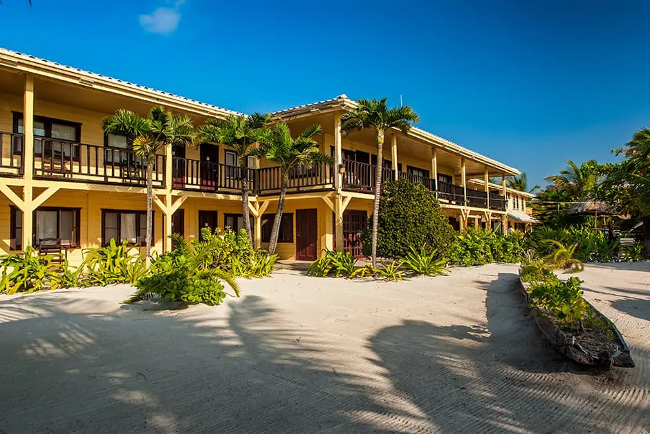 El Pescador - Belize Fly Fishing Resort Main Lodge EP1 ยป Outdoors International