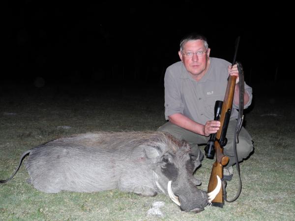 Warthog hunting in Nambia