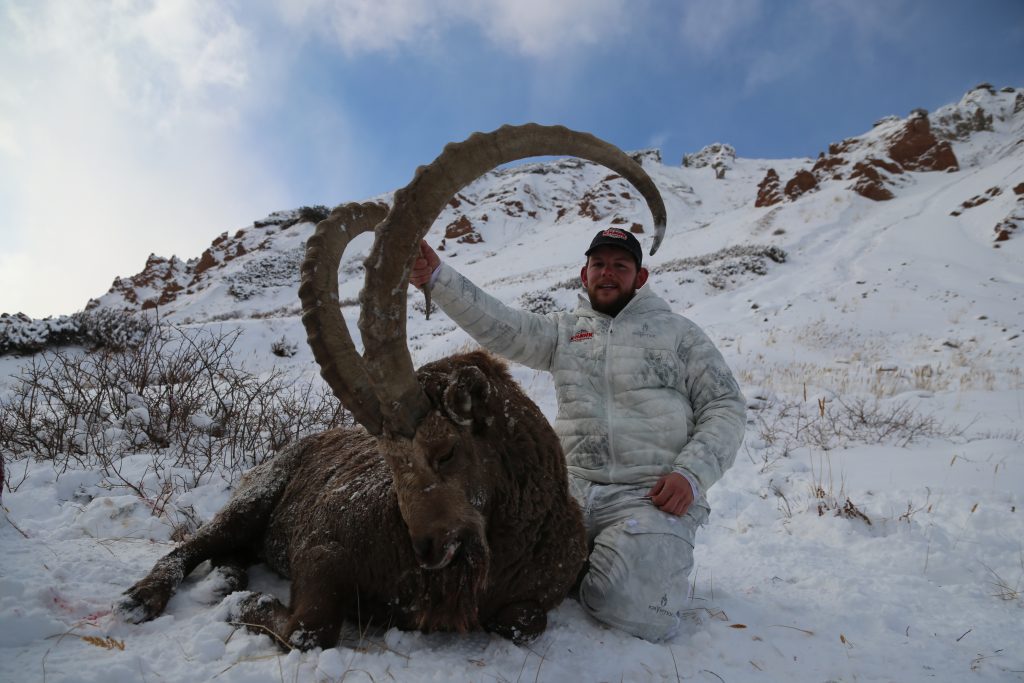 OI client Kyle Hawkins with a great mid-Asian ibex taken in Kyrgyzstan.