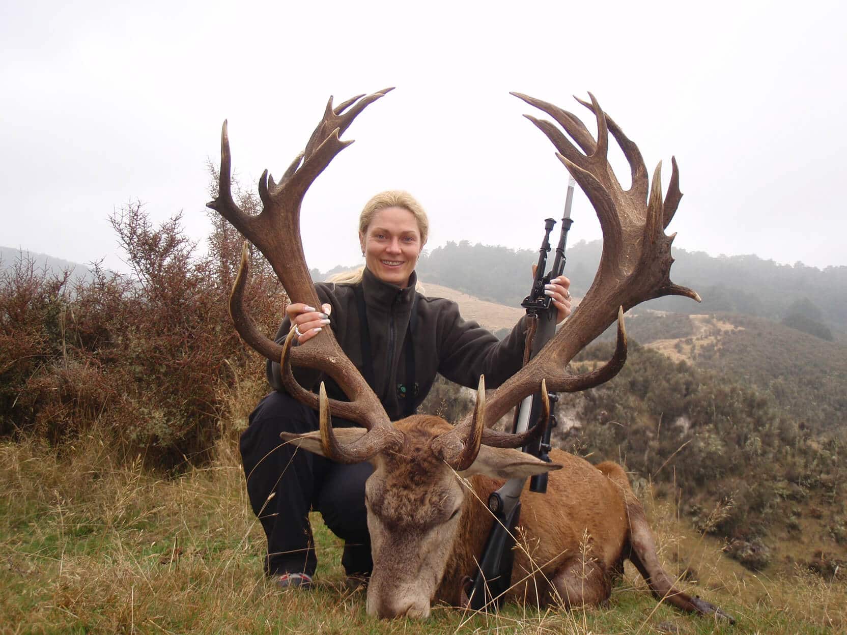 Red-Stag-New-Zealand-North-Island-woman-Poronui » Outdoors International She took an amazing stag