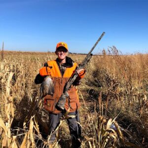 This pheasant hunting lodge in South Dakota provides an exciting experience with several days of hunting with a bag limit of seven roosters a day.