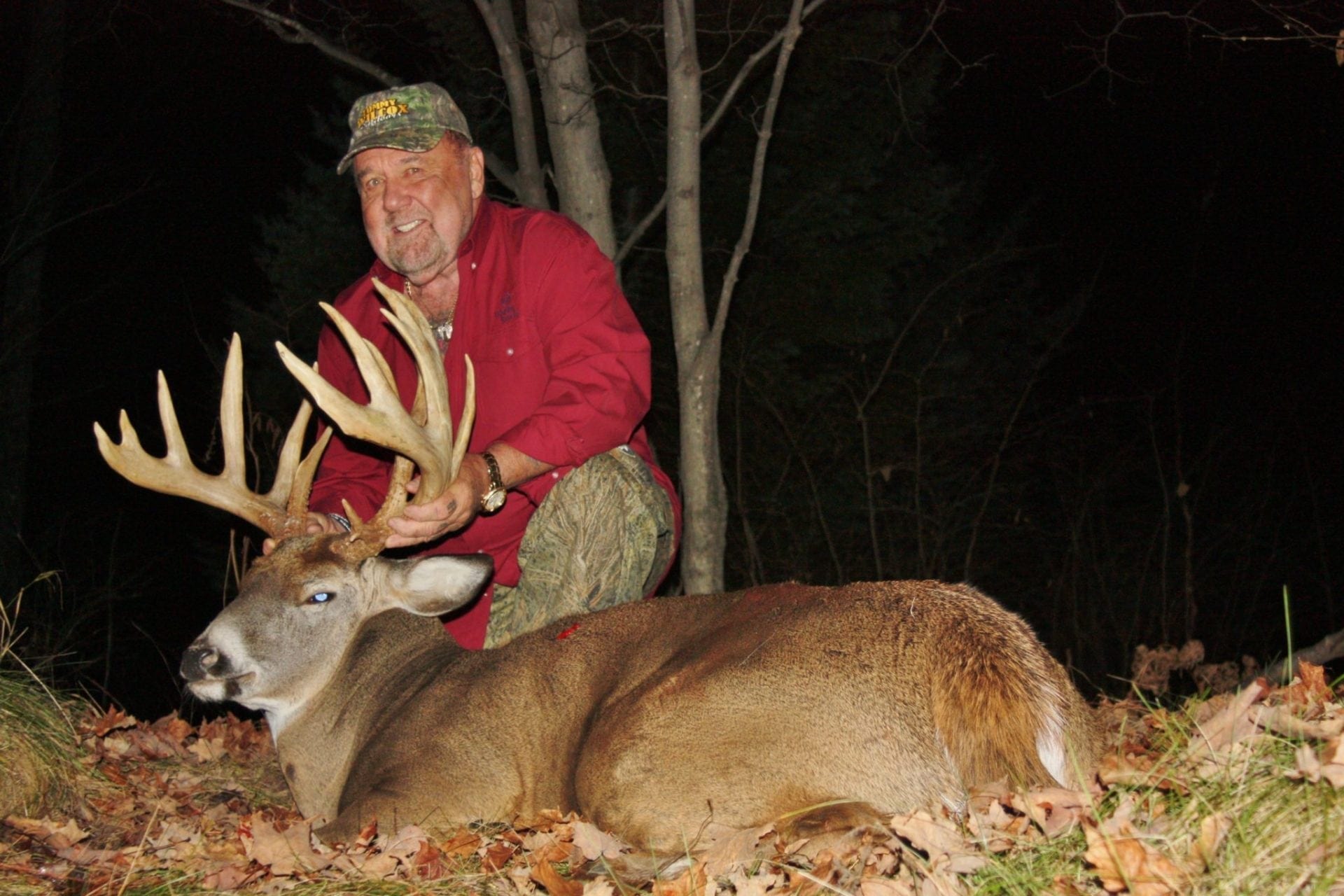 TLR High Fence Deer Hunting Estate » Outdoors International Wisconsin whitetail deer hunting