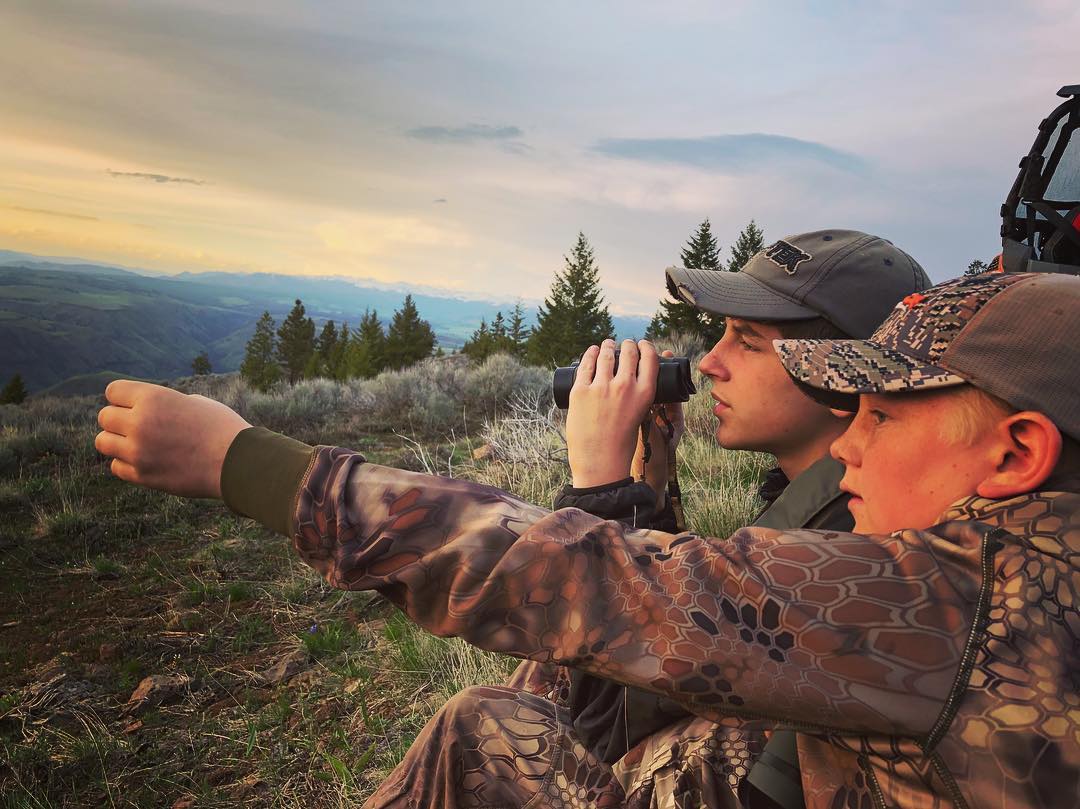 Discusssing the ideal approach on a recent spot and stalk bear hunt.