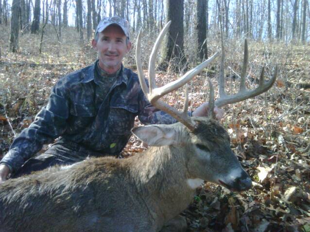 whitetail-iowa-jsth » Outdoors International Iowa whitetail deer hunting