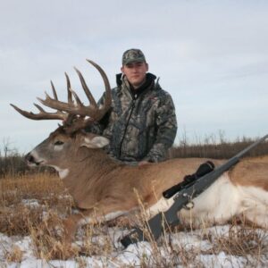 Alberta whitetail deer hunting trips