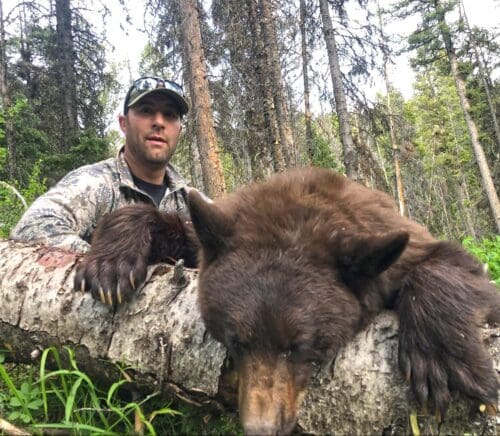 Daniel Simonson Wyoming-Black-Bear-Client DDO2 » Outdoors International A great wyoming black bear