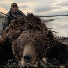 Arctic Grizzly Bear Hunt