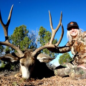 This service specializes in hunting and harvesting the absolute ”Best of the Best” high scoring trophy mule deer bucks on the Kaibab Plateau.