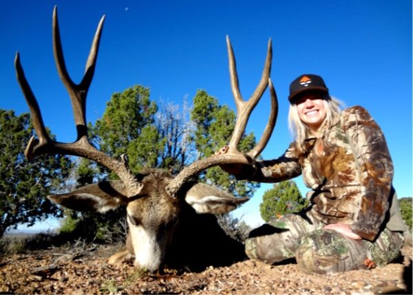This service specializes in hunting and harvesting the absolute ”Best of the Best” high scoring trophy mule deer bucks on the Kaibab Plateau.