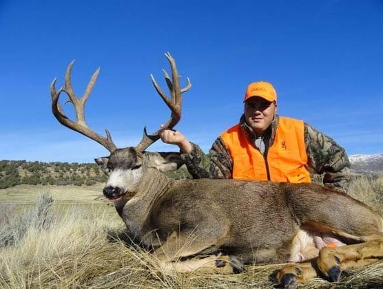 Utah Hunting Lodge: 5 Star Trophy Elk and Mule Deer Hunts