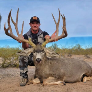 Trophy Sonora, Mexico mule deer hunting with Outdoors International Premier Outfitters