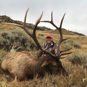 Trophy Wyoming elk hunting