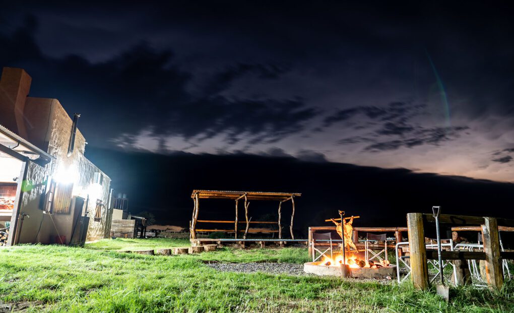 Argentina Hunting Lodge in La Pampa » Outdoors International Stay in a beautiful hunting lodge.