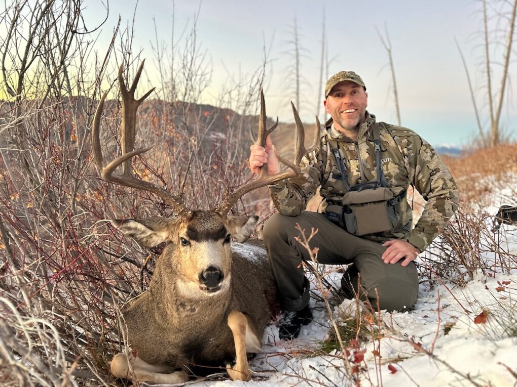 Adam Donehue with a beautiful Idaho mule deer.