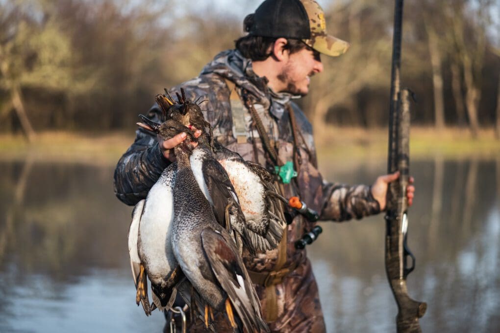Texas Waterfowl Duck Hunter SKRV » Outdoors International Texas duck hunting lodge