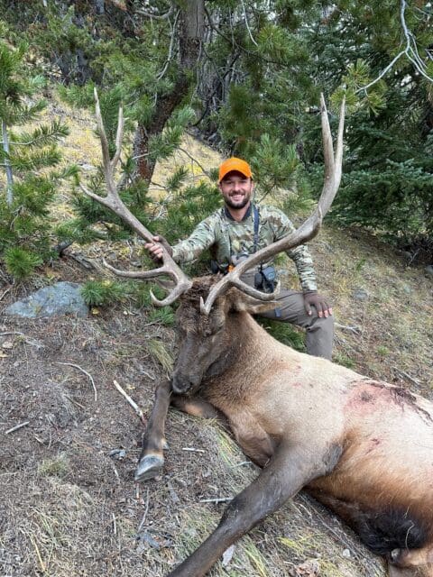 Wyoming Elk SFOS Client 2023 Eric Reffett » Outdoors International Eric Reffett with his Wyoming bull elk.