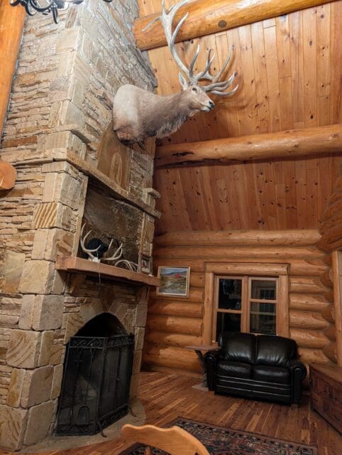 Colorado Hunting Lodge