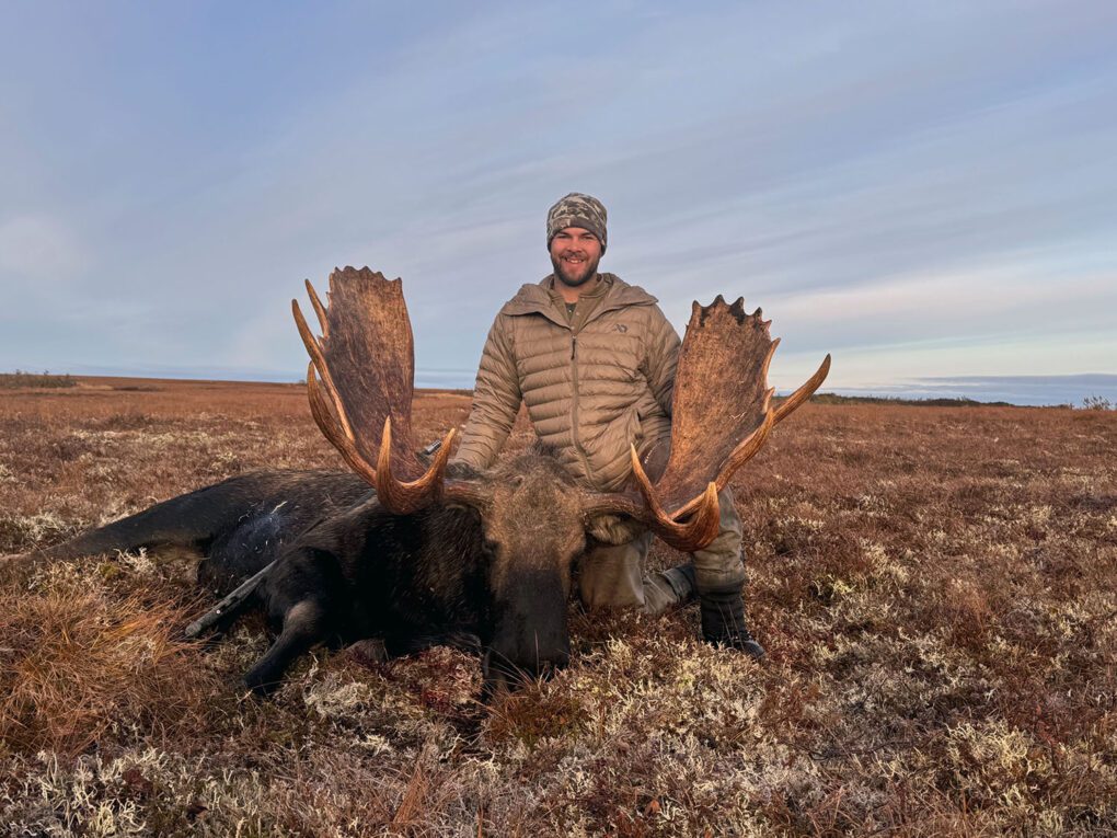 Hunter Newman DIY Moose Alaska RAA 2025 » Outdoors International Hunter with a great DIY bull.